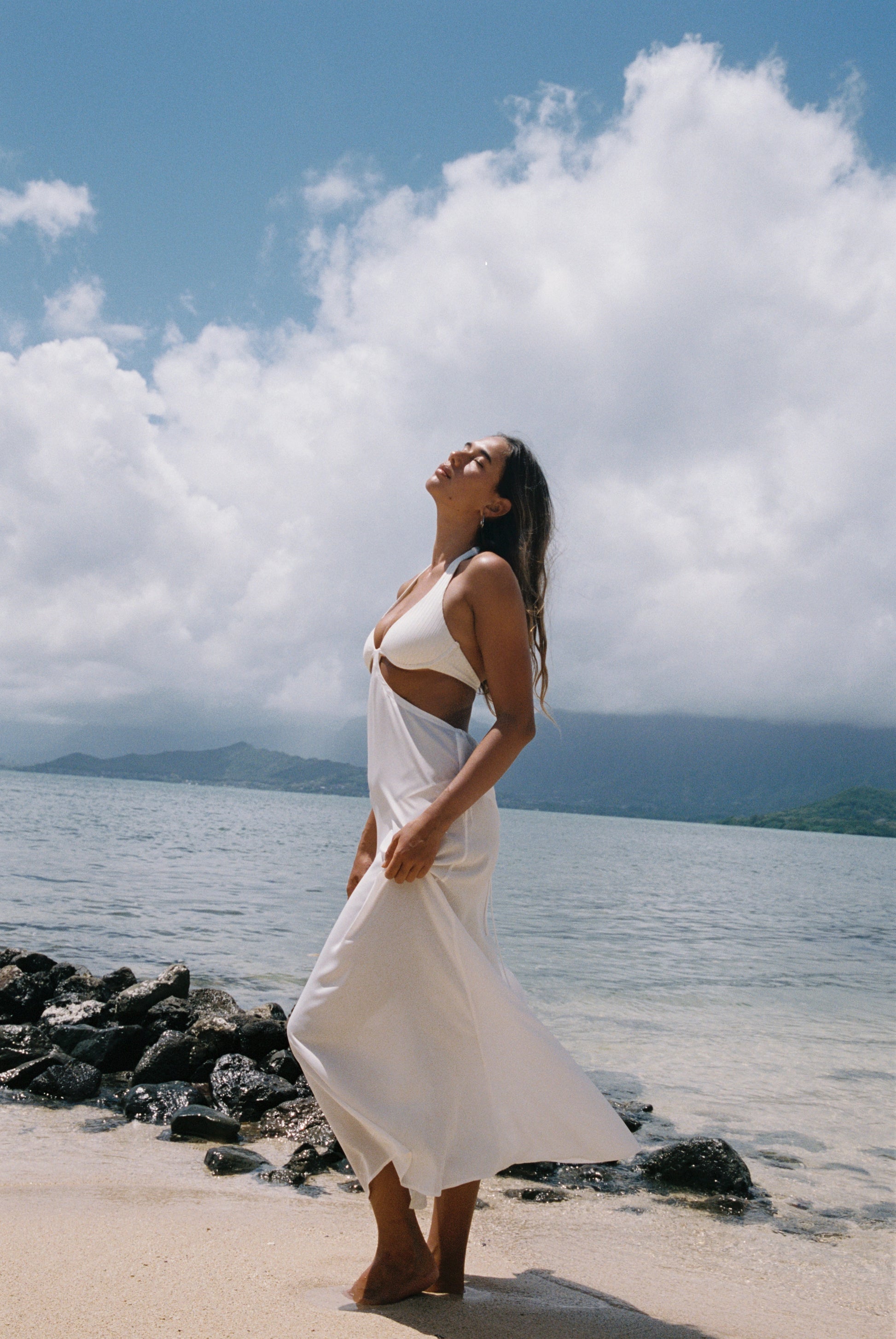 Soluna Cover-up in White
